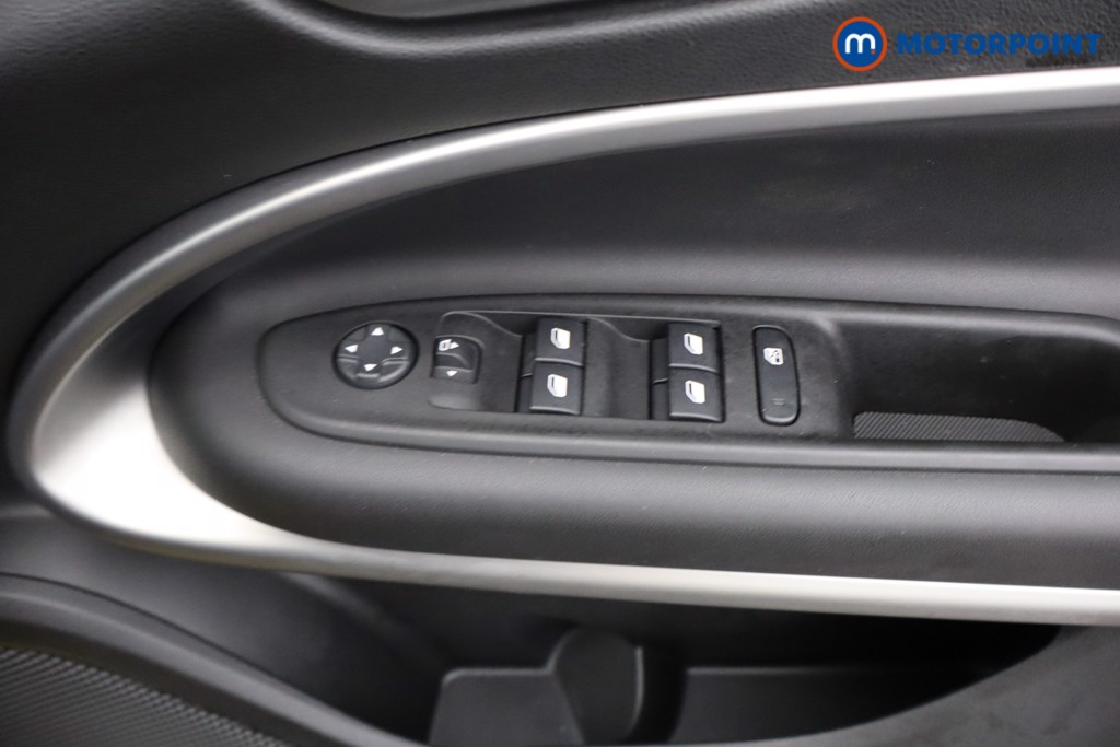 Jeep Avenger Summit Automatic Electric SUV - Stock Number (1577140) - 14th supplementary image