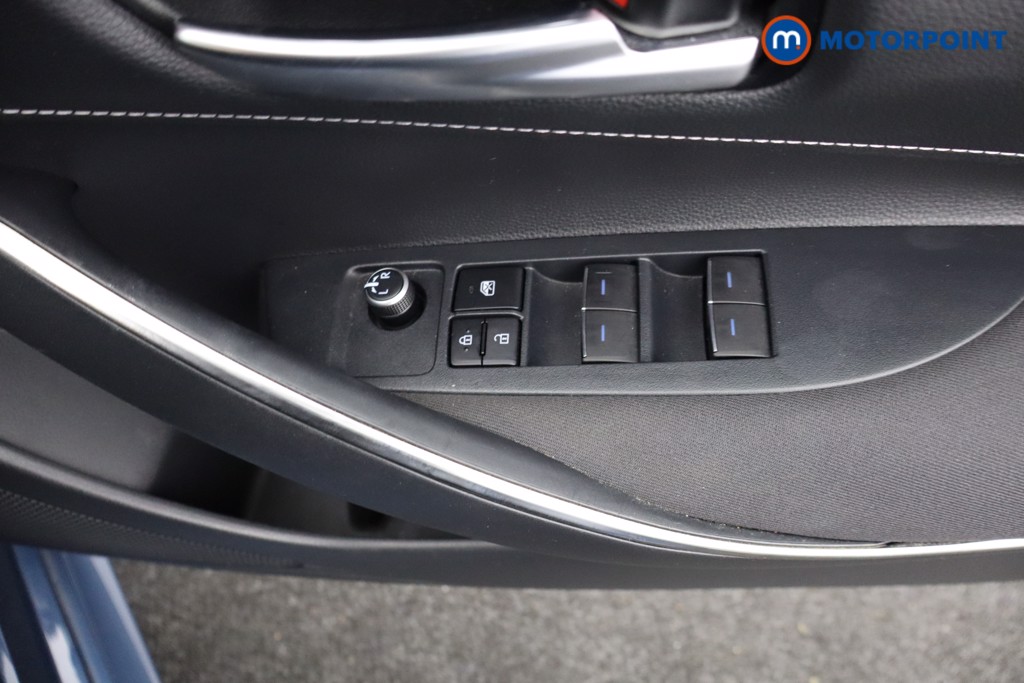 Toyota Corolla Icon Tech Automatic Petrol-Electric Hybrid Estate - Stock Number (1577250) - 14th supplementary image