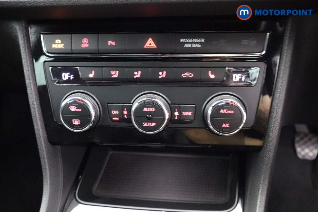 Seat Leon Fr Black Edition Manual Petrol Hatchback - Stock Number (1577433) - 10th supplementary image