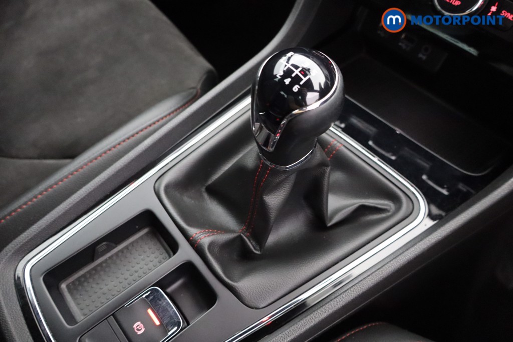 Seat Leon Fr Black Edition Manual Petrol Hatchback - Stock Number (1577433) - 11th supplementary image