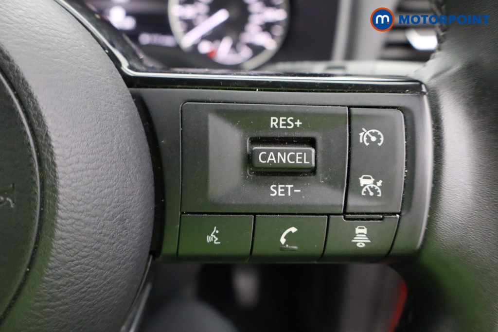 Nissan Qashqai Acenta Premium Manual Petrol SUV - Stock Number (1577470) - 12th supplementary image