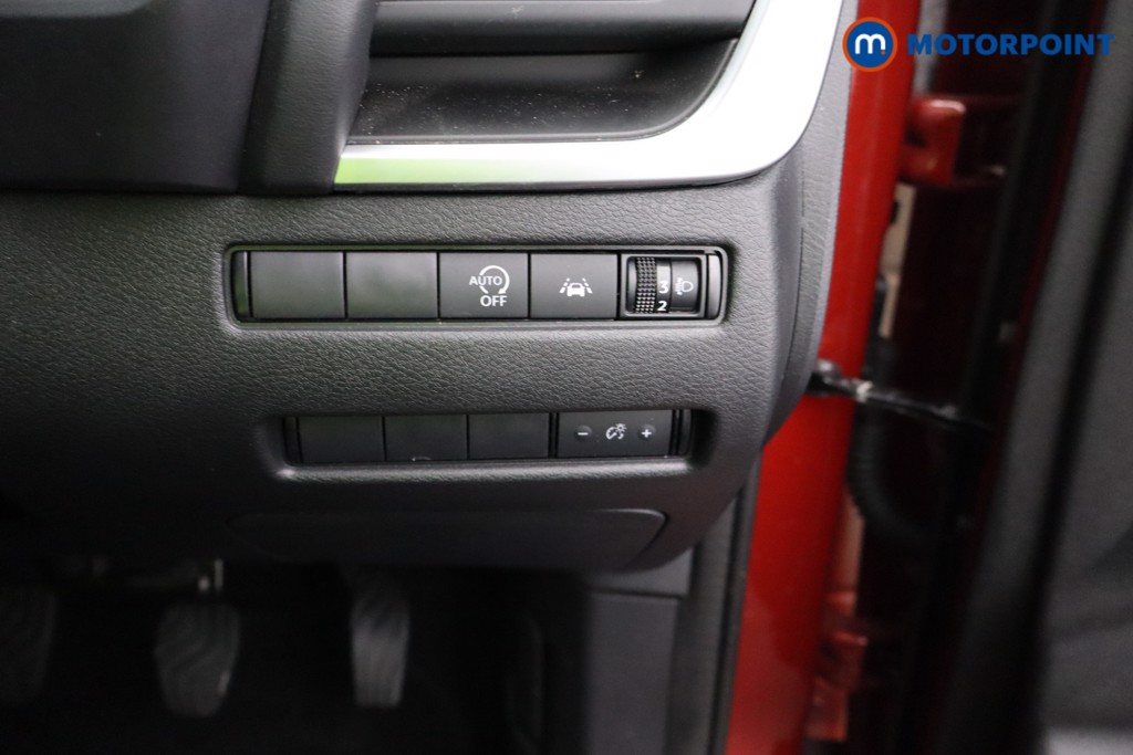 Nissan Qashqai Acenta Premium Manual Petrol SUV - Stock Number (1577470) - 13th supplementary image