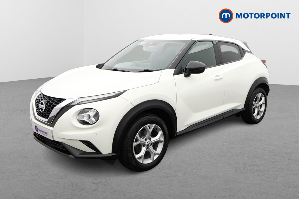 Nissan Juke N-Connecta Manual Petrol SUV - Stock Number (1577631) - Passenger side front corner