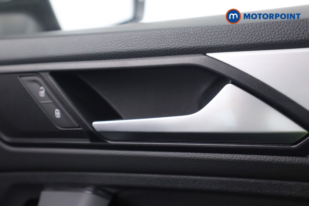 Volkswagen Tiguan Match Manual Petrol SUV - Stock Number (1577964) - 10th supplementary image