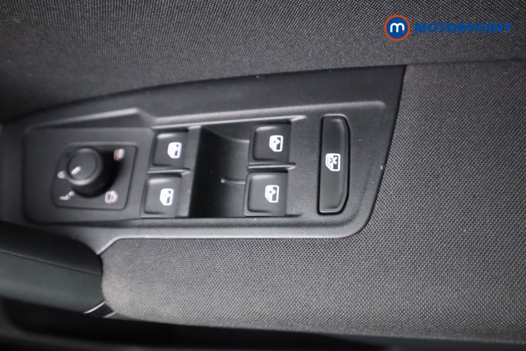 Volkswagen Tiguan Match Manual Petrol SUV - Stock Number (1577964) - 11th supplementary image