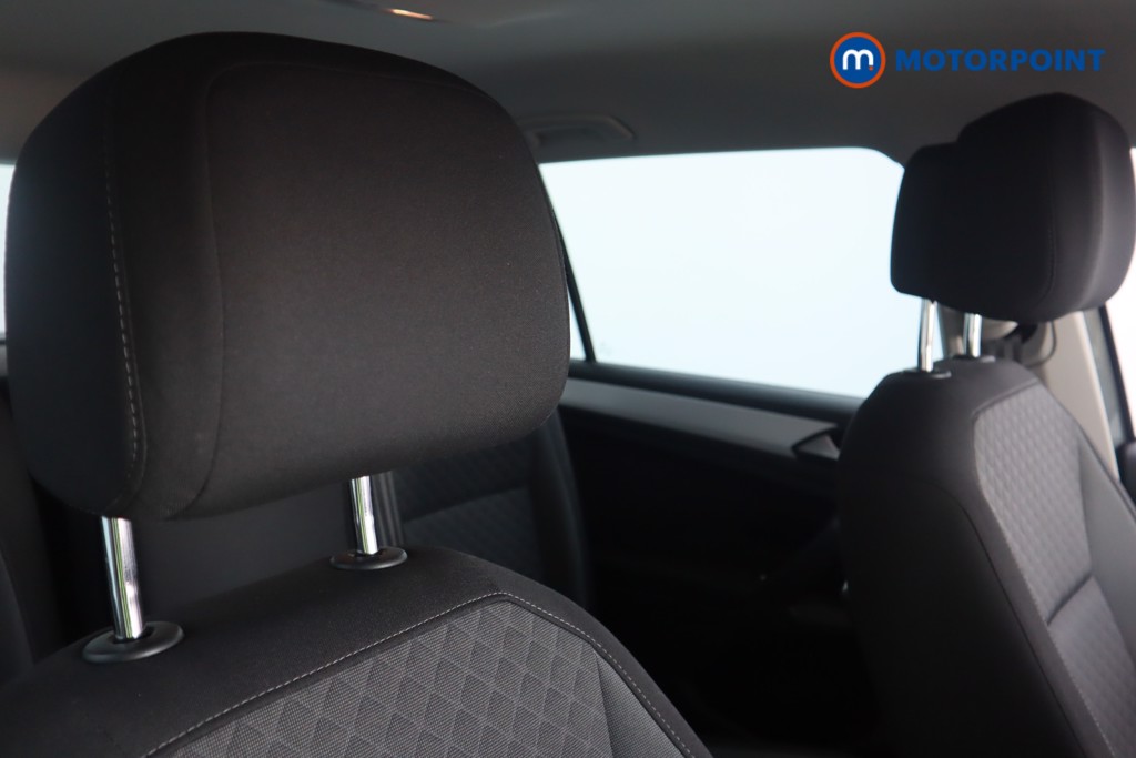 Volkswagen Tiguan Match Manual Petrol SUV - Stock Number (1577964) - 14th supplementary image