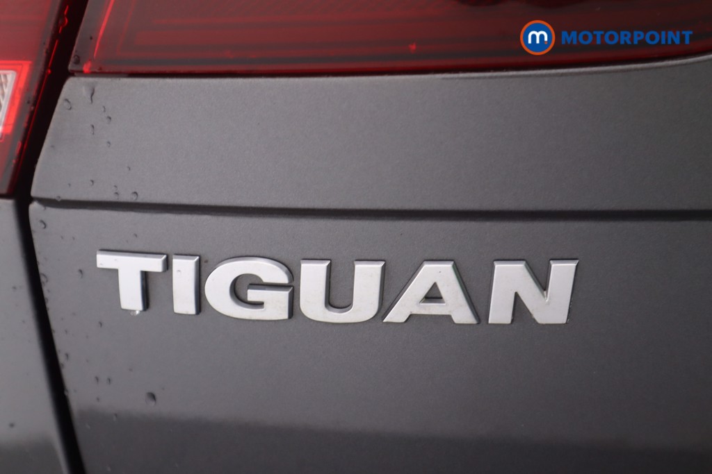 Volkswagen Tiguan Match Manual Petrol SUV - Stock Number (1577964) - 23rd supplementary image