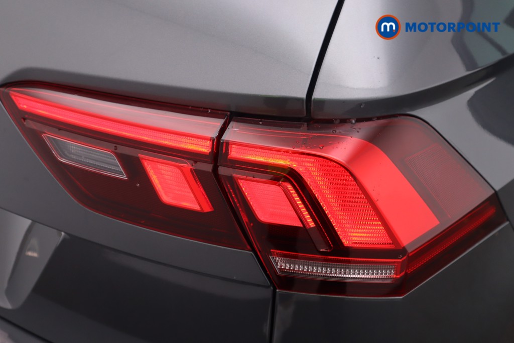 Volkswagen Tiguan Match Manual Petrol SUV - Stock Number (1577964) - 27th supplementary image
