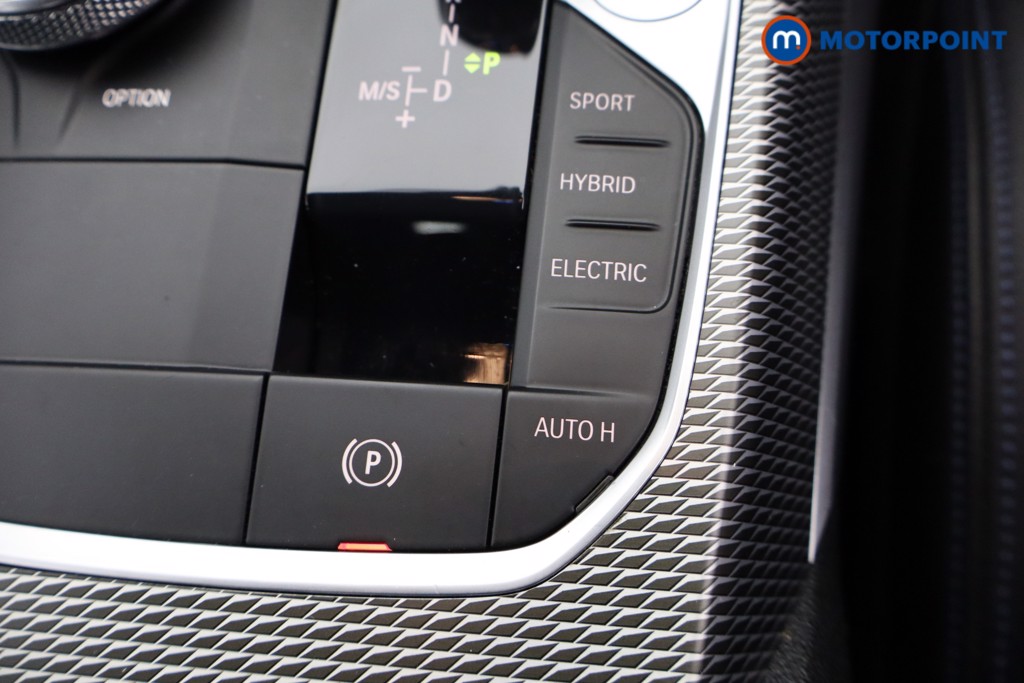 BMW 3 Series M Sport Automatic Petrol Plug-In Hybrid Saloon - Stock Number (1578014) - 14th supplementary image