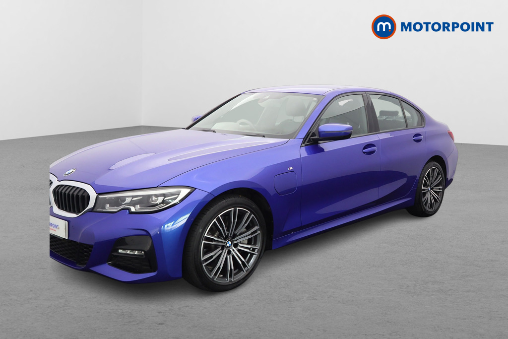 BMW 3 Series M Sport Automatic Petrol Plug-In Hybrid Saloon - Stock Number (1578014) - Passenger side front corner
