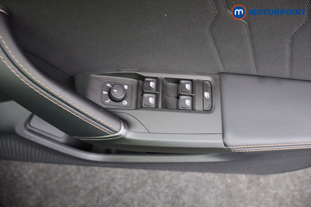 Cupra Formentor V1 Automatic Petrol Plug-In Hybrid SUV - Stock Number (1578019) - 16th supplementary image
