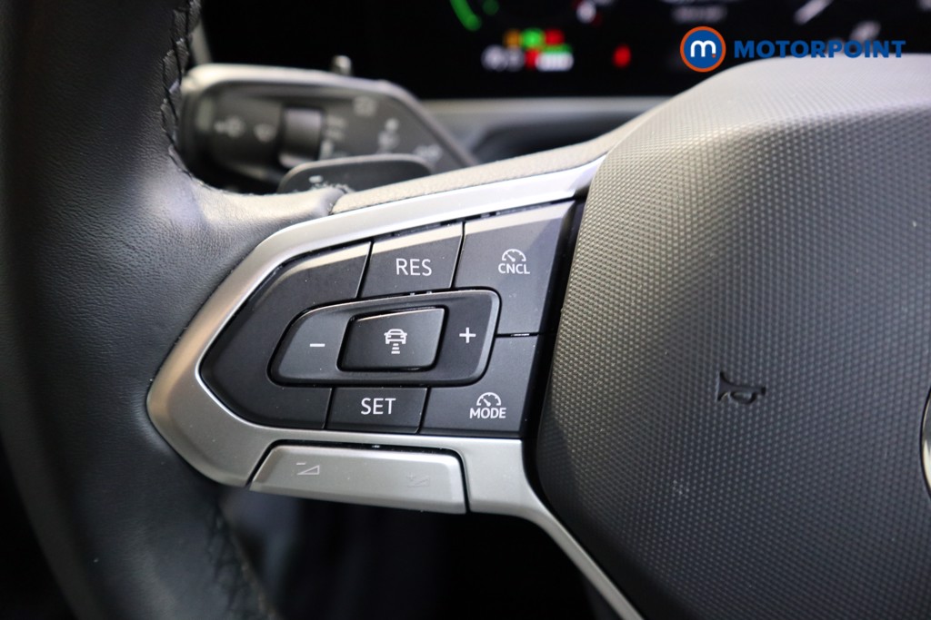 Volkswagen Passat Life Automatic Petrol Plug-In Hybrid Estate - Stock Number (1578145) - 3rd supplementary image