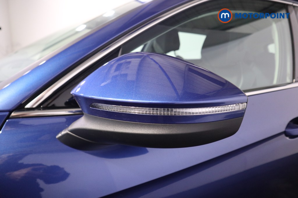 Volkswagen Passat Life Automatic Petrol Plug-In Hybrid Estate - Stock Number (1578145) - 26th supplementary image