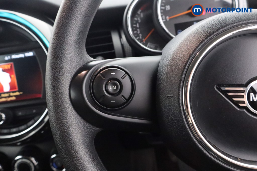Mini Hatchback Cooper Classic Manual Petrol Hatchback - Stock Number (1578236) - 3rd supplementary image