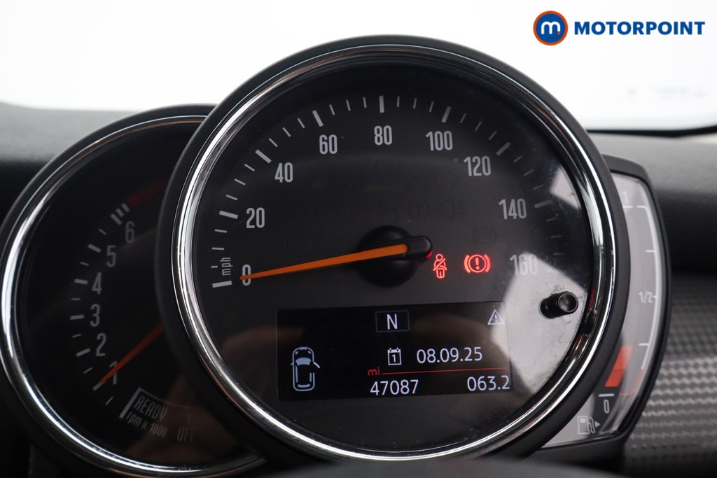 Mini Hatchback Cooper Classic Manual Petrol Hatchback - Stock Number (1578236) - 5th supplementary image