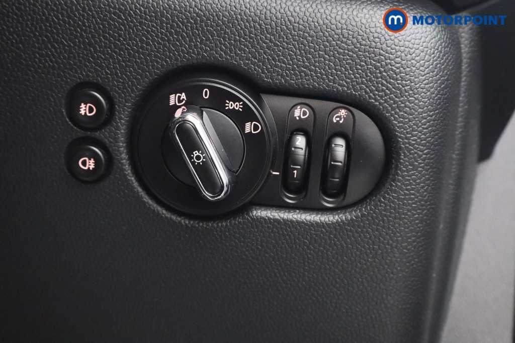 Mini Hatchback Cooper Classic Manual Petrol Hatchback - Stock Number (1578236) - 10th supplementary image