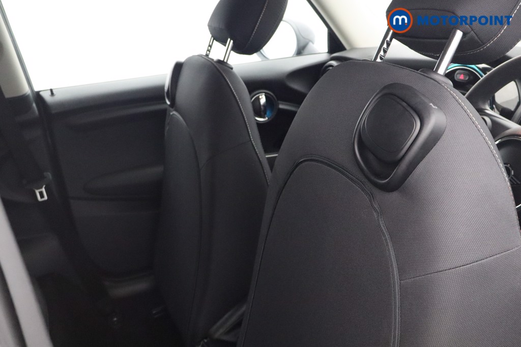 Mini Hatchback Cooper Classic Manual Petrol Hatchback - Stock Number (1578236) - 14th supplementary image