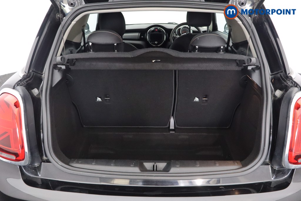 Mini Hatchback Cooper Classic Manual Petrol Hatchback - Stock Number (1578236) - 33rd supplementary image