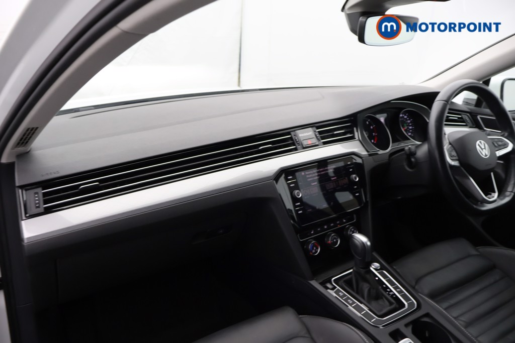 Volkswagen Passat SEL Automatic Petrol Estate - Stock Number (1578302) - 12th supplementary image