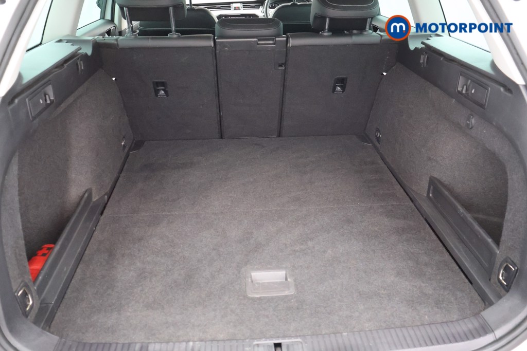 Volkswagen Passat SEL Automatic Petrol Estate - Stock Number (1578302) - 14th supplementary image