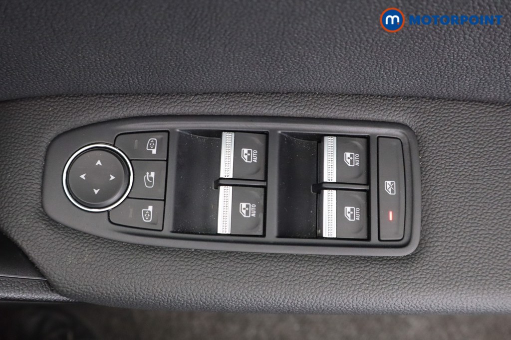 Renault Captur Techno Manual Petrol SUV - Stock Number (1578316) - 11th supplementary image