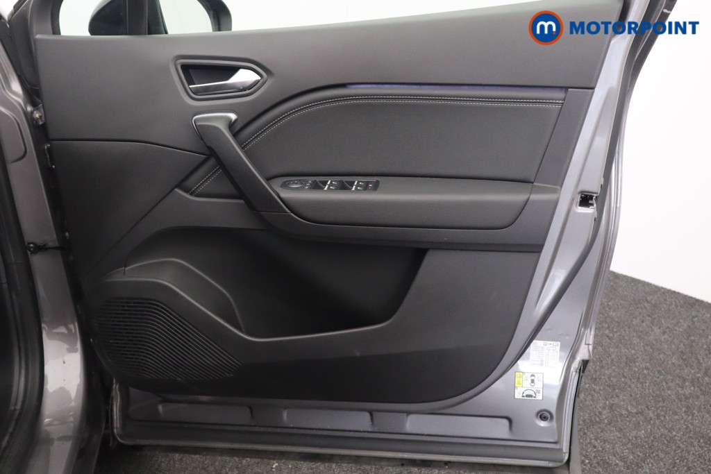 Renault Captur Techno Manual Petrol SUV - Stock Number (1578316) - 12th supplementary image