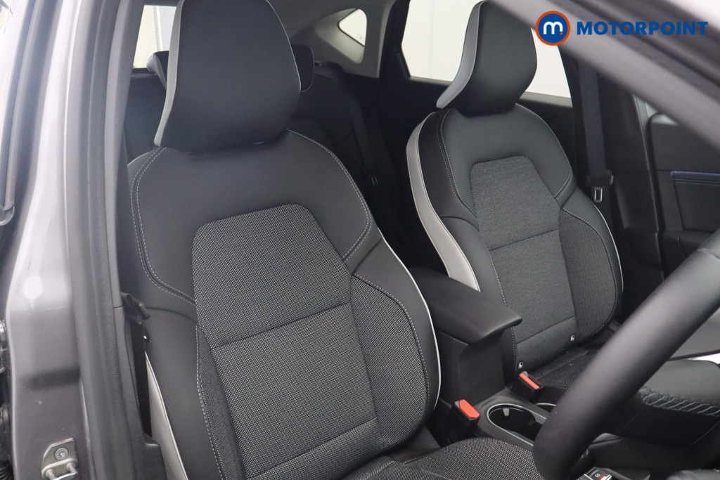 Renault Captur Techno Manual Petrol SUV - Stock Number (1578316) - 13th supplementary image