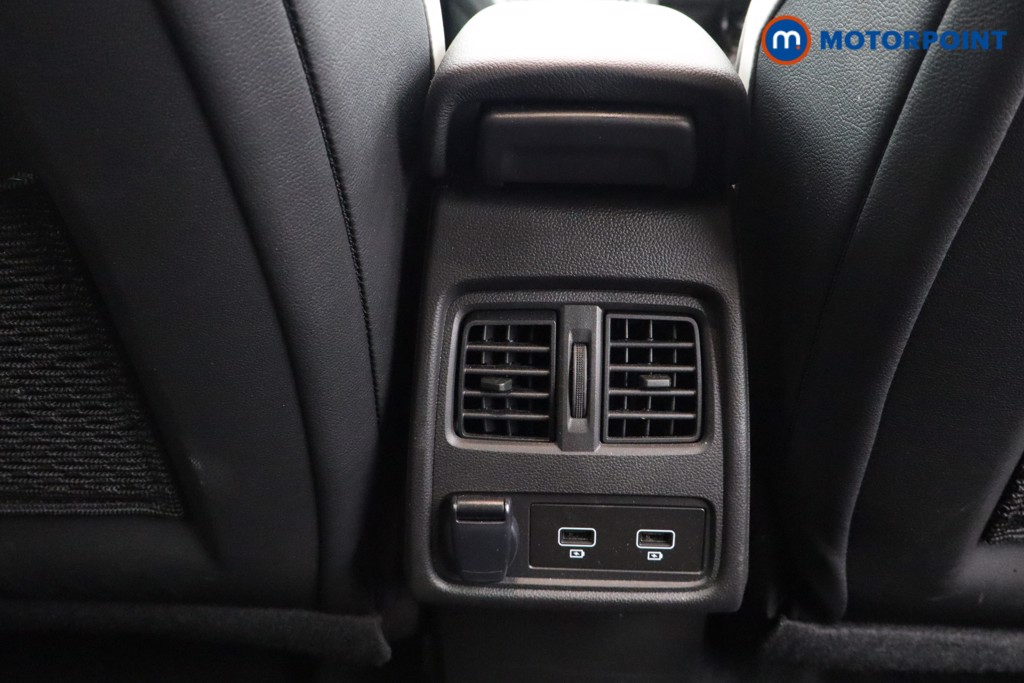 Renault Captur Techno Manual Petrol SUV - Stock Number (1578316) - 27th supplementary image