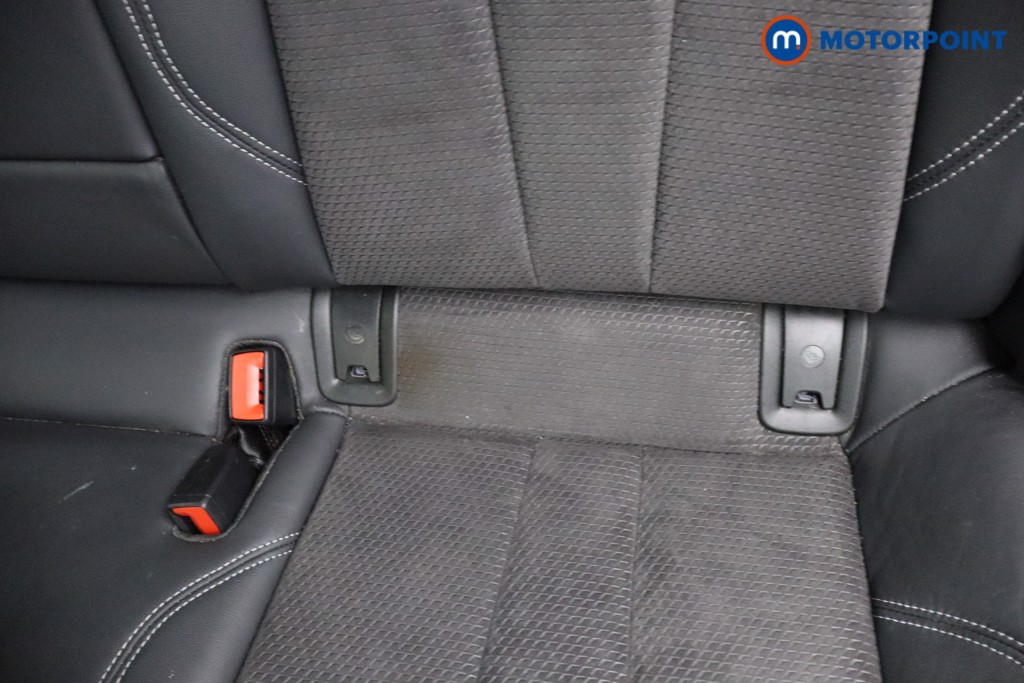 Audi A4 S Line Automatic Petrol Estate - Stock Number (1578337) - 26th supplementary image