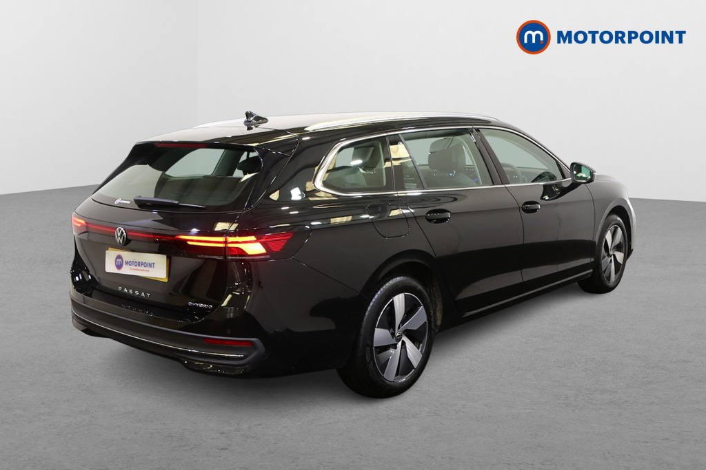 Volkswagen Passat Life Automatic Petrol Plug-In Hybrid Estate - Stock Number (1578390) - Drivers side rear corner