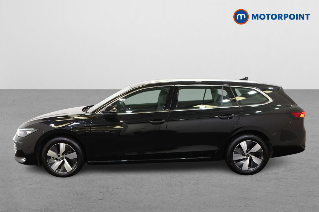 Volkswagen Passat Life Automatic Petrol Plug-In Hybrid Estate - Stock Number (1578390) - Passenger side