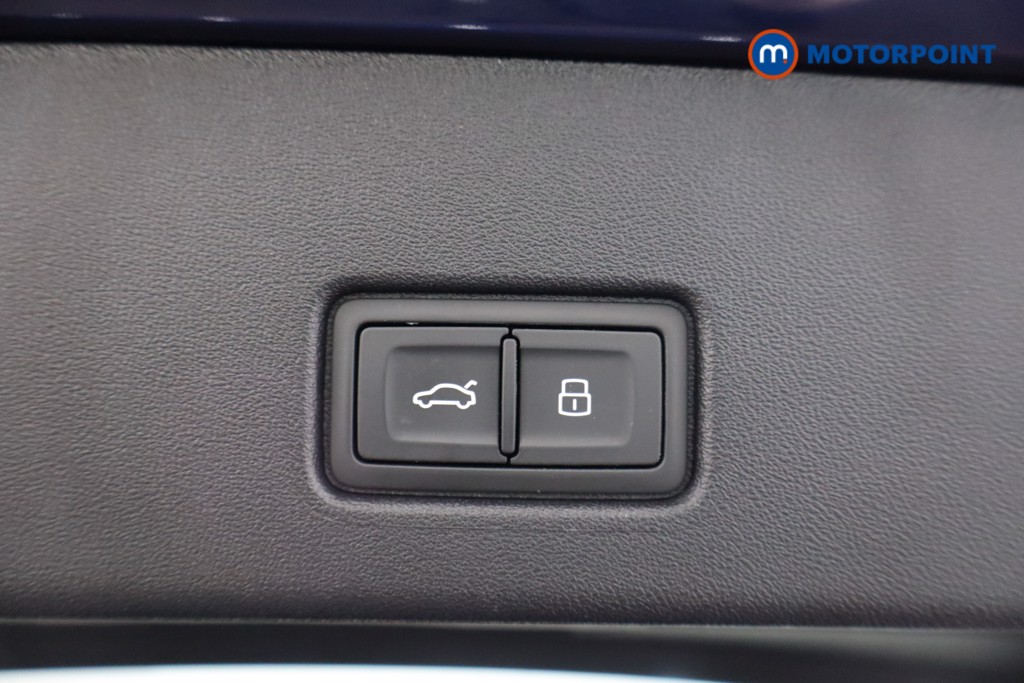 Audi Q4 Sport Automatic Electric SUV - Stock Number (1579009) - 42nd supplementary image