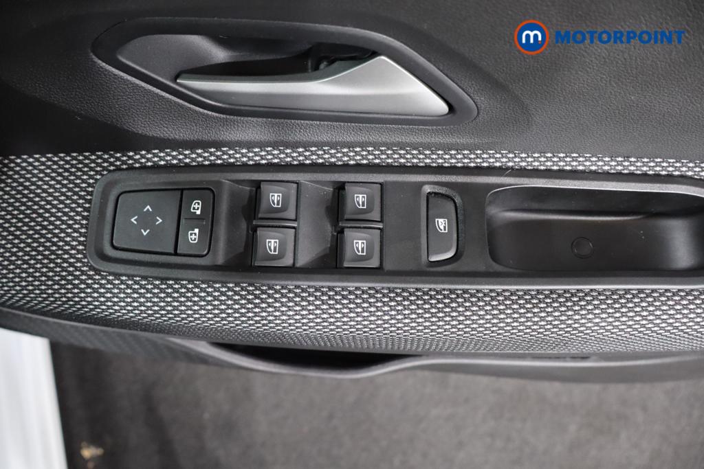 Dacia Sandero Expression Manual Petrol Hatchback - Stock Number (1579046) - 16th supplementary image