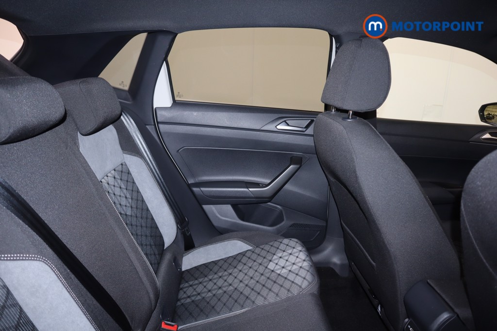 Volkswagen Polo R-Line Manual Petrol Hatchback - Stock Number (1579228) - 12th supplementary image