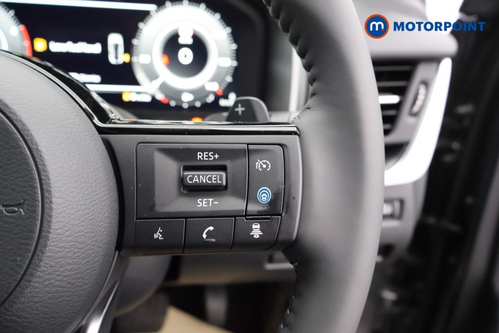Nissan Qashqai N-Connecta Automatic Petrol SUV - Stock Number (1579599) - 3rd supplementary image