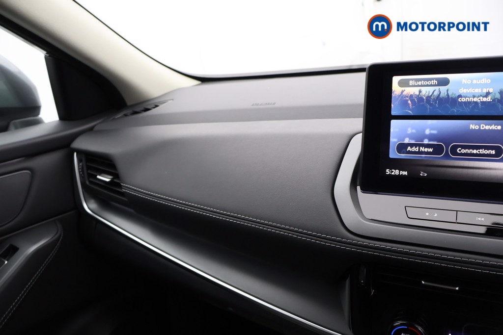 Nissan Qashqai N-Connecta Automatic Petrol SUV - Stock Number (1579599) - 7th supplementary image
