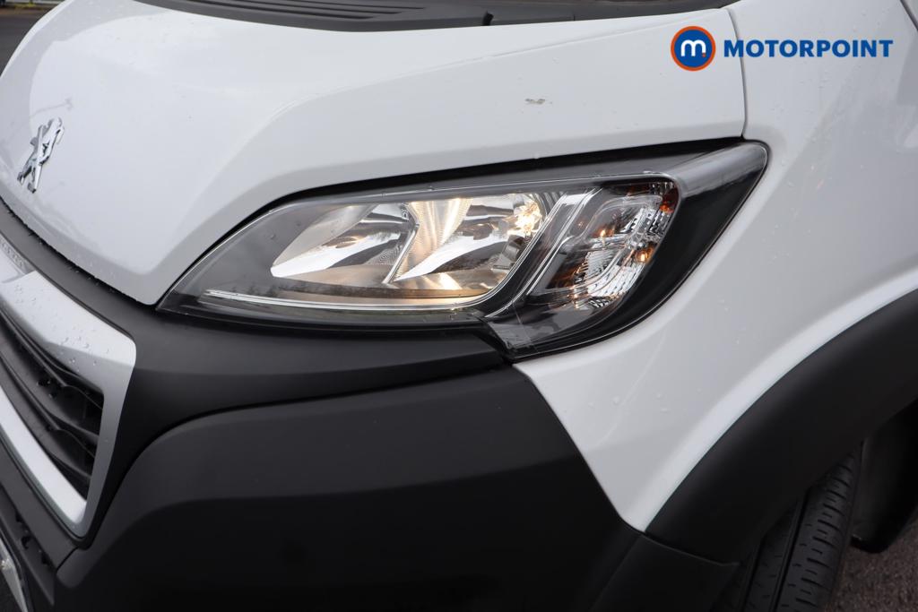 Peugeot Boxer Professional Premium-Plus Manual Diesel High Volume-High Roof Van - Stock Number (1556276) - 6th supplementary image