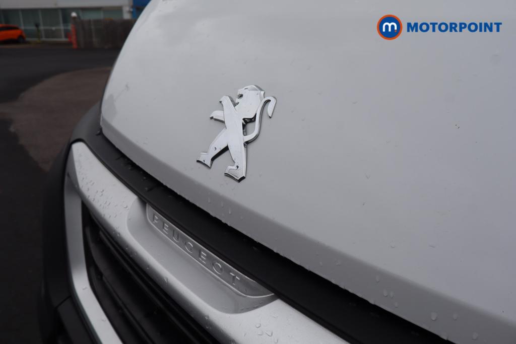 Peugeot Boxer Professional Premium-Plus Manual Diesel High Volume-High Roof Van - Stock Number (1556276) - 7th supplementary image