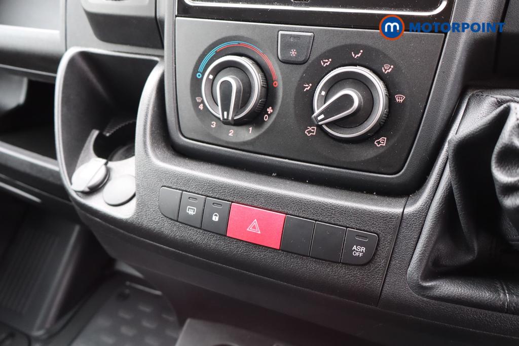 Peugeot Boxer Professional Premium-Plus Manual Diesel High Volume-High Roof Van - Stock Number (1556276) - Drivers side rear corner