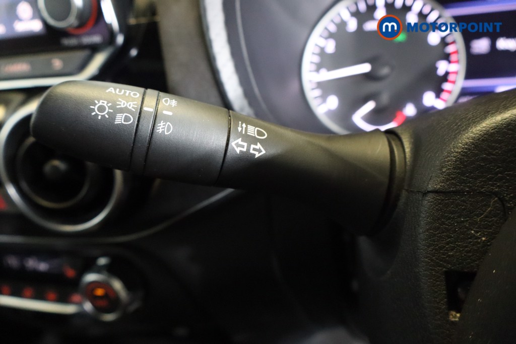 Nissan Juke Tekna-Plus Manual Petrol SUV - Stock Number (1557745) - 16th supplementary image
