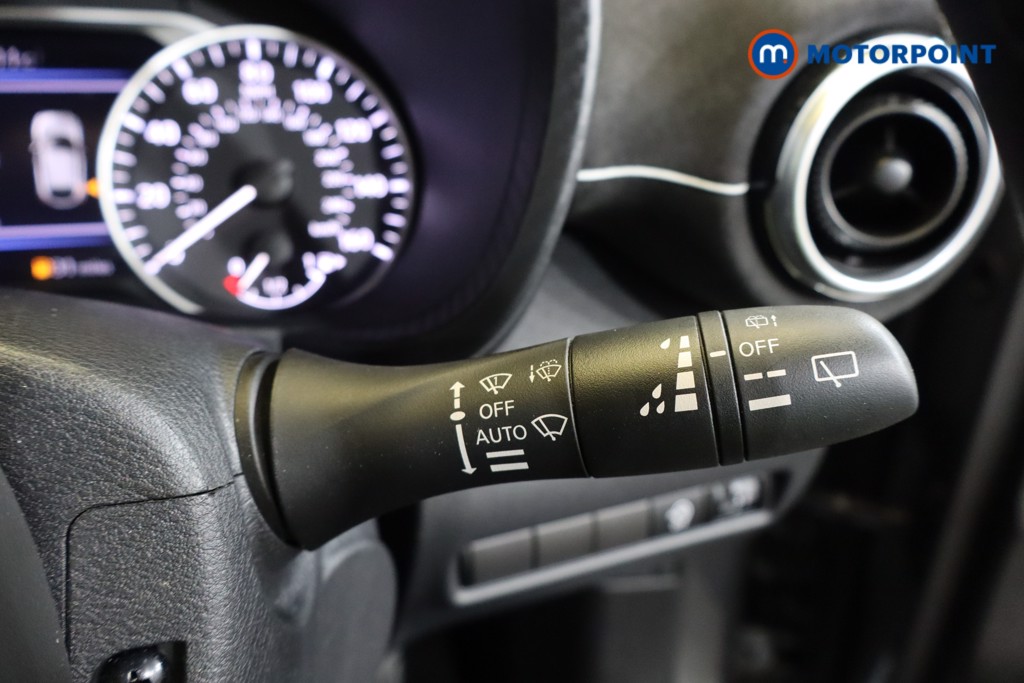 Nissan Juke Tekna-Plus Manual Petrol SUV - Stock Number (1557745) - 17th supplementary image