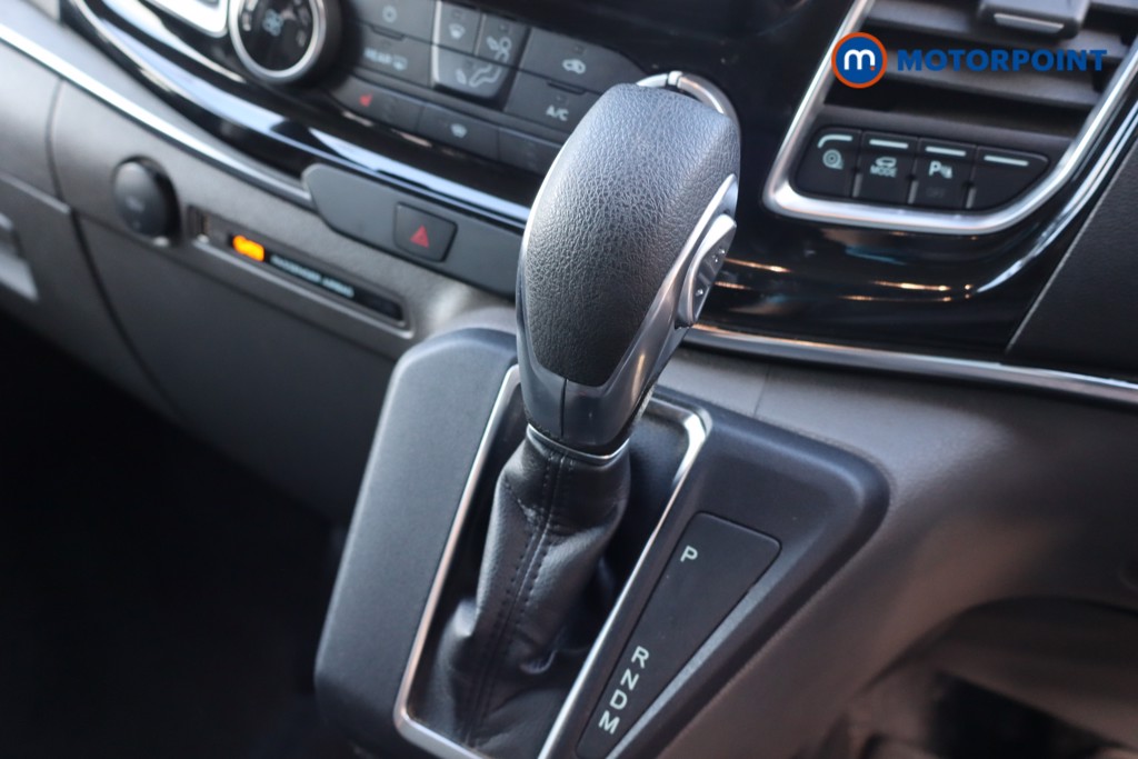 Ford Tourneo Custom Titanium Automatic Diesel Standard Roof Minibus - Stock Number (1561039) - 19th supplementary image
