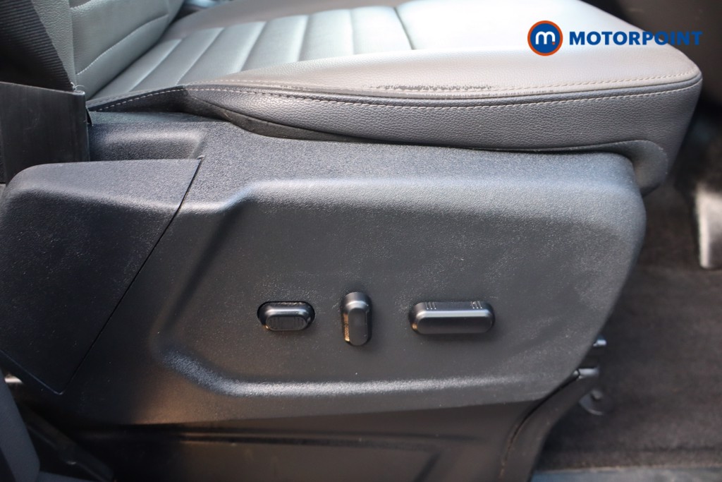 Ford Tourneo Custom Titanium Automatic Diesel Standard Roof Minibus - Stock Number (1561039) - 25th supplementary image