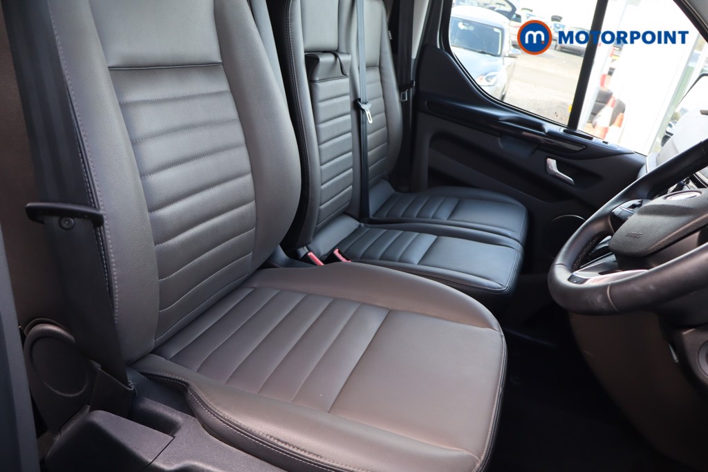 Ford Tourneo Custom Titanium Automatic Diesel Standard Roof Minibus - Stock Number (1561039) - 28th supplementary image