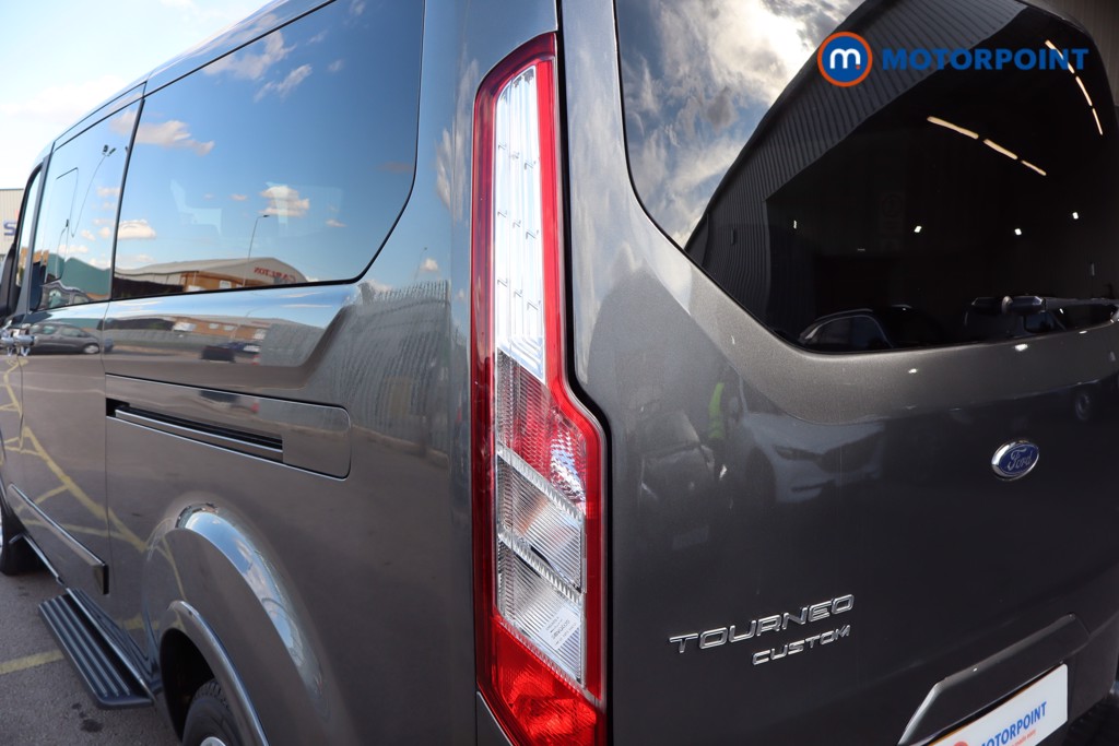 Ford Tourneo Custom Titanium Automatic Diesel Standard Roof Minibus - Stock Number (1561039) - 34th supplementary image