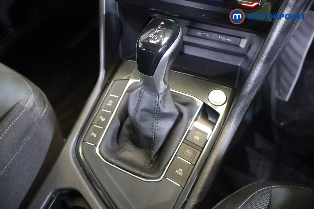 Volkswagen Tiguan Elegance Automatic Petrol SUV - Stock Number (1561957) - 13th supplementary image