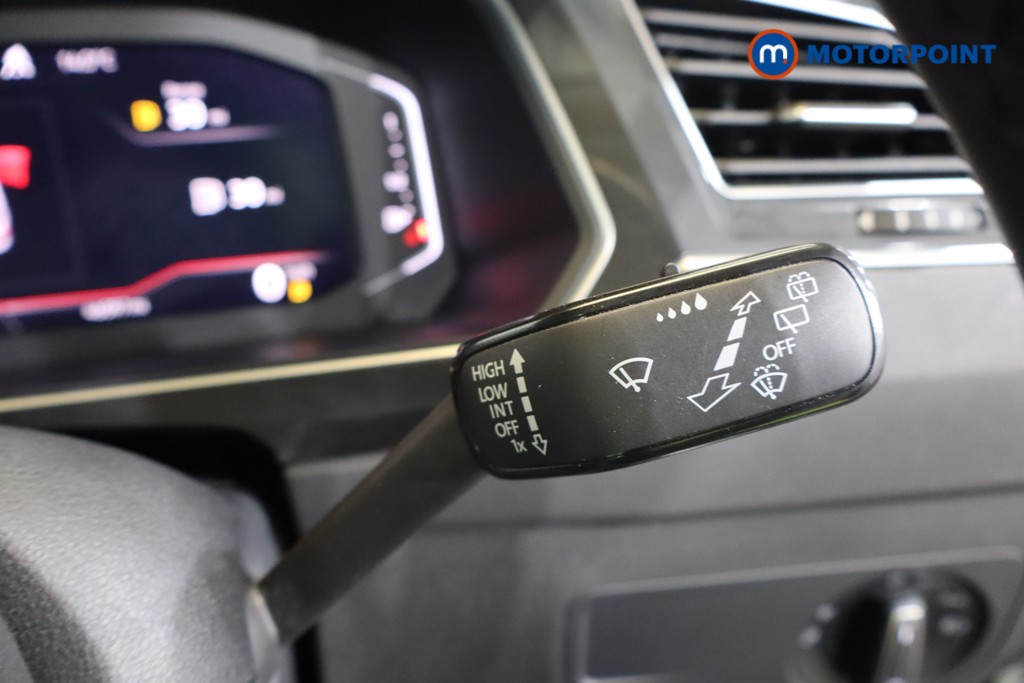 Volkswagen Tiguan Elegance Automatic Petrol SUV - Stock Number (1561957) - 17th supplementary image