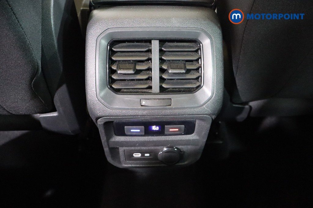 Volkswagen Tiguan Elegance Automatic Petrol SUV - Stock Number (1561957) - 23rd supplementary image