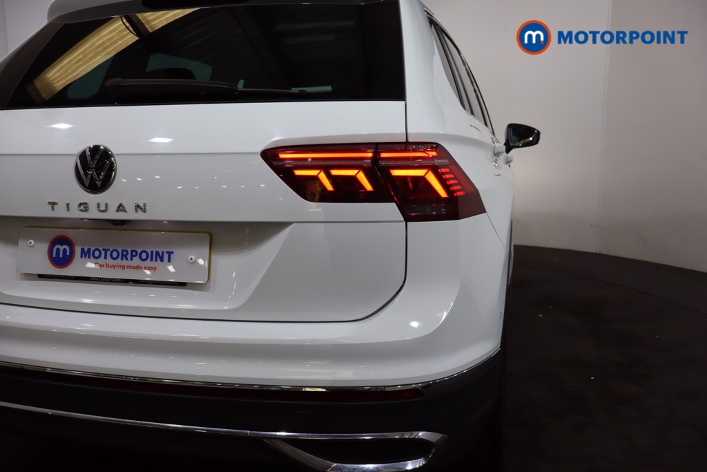 Volkswagen Tiguan Elegance Automatic Petrol SUV - Stock Number (1561957) - 34th supplementary image