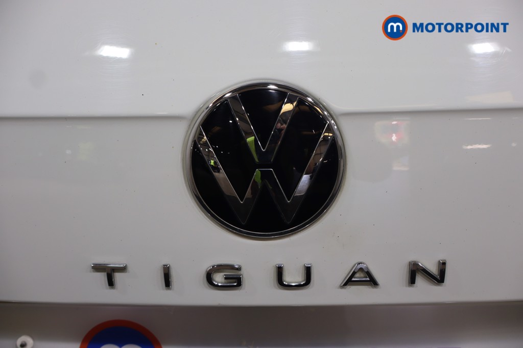 Volkswagen Tiguan Elegance Automatic Petrol SUV - Stock Number (1561957) - 35th supplementary image